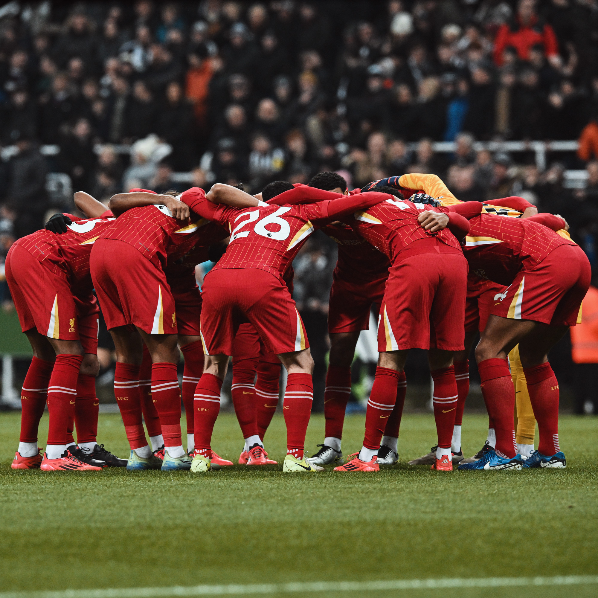 荷兰球队豪取一场大胜,晋级半决赛 荷兰球队豪取一场大胜,晋级半决赛