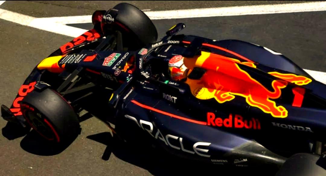 红牛车队轻取雷诺车队,拉塞尔扛起全队 红牛车队轻取雷诺车队,拉塞尔扛起全队