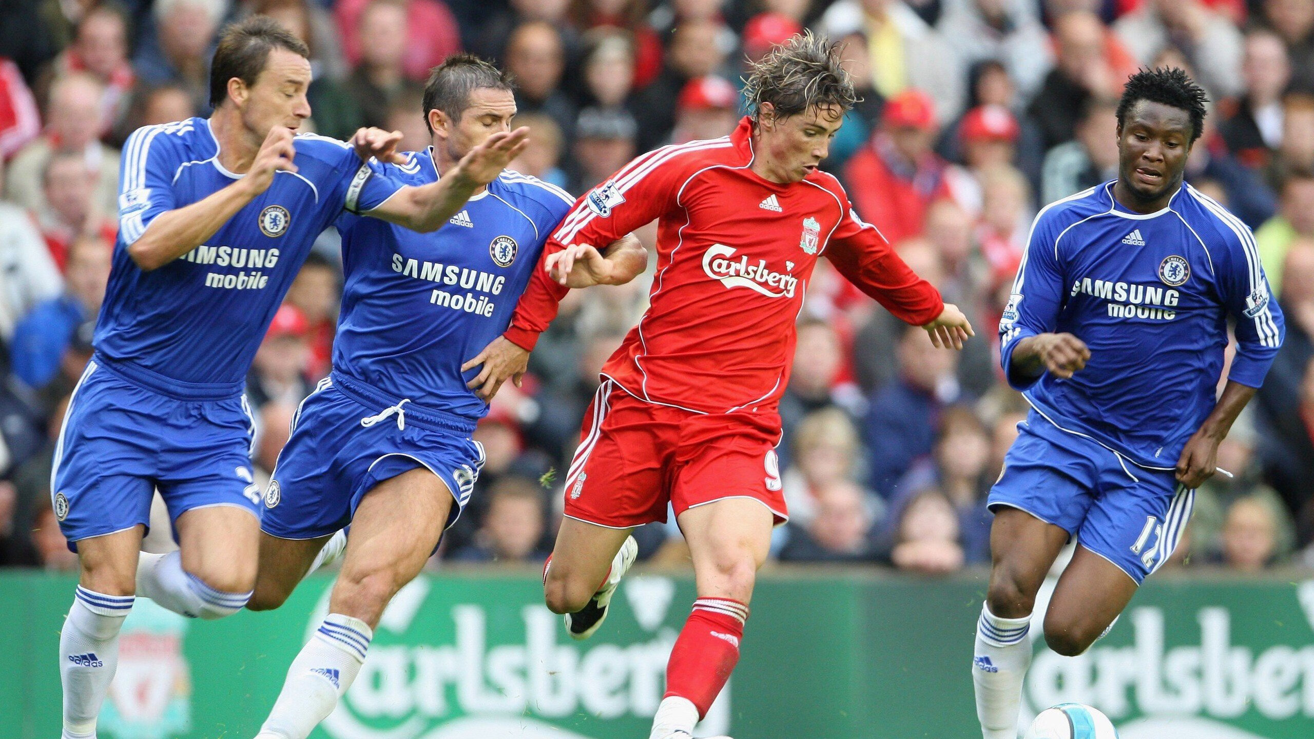 黄色潜水艇冲垮红魔,托尼·克罗斯如何成为比利亚雷亚尔的关键先生